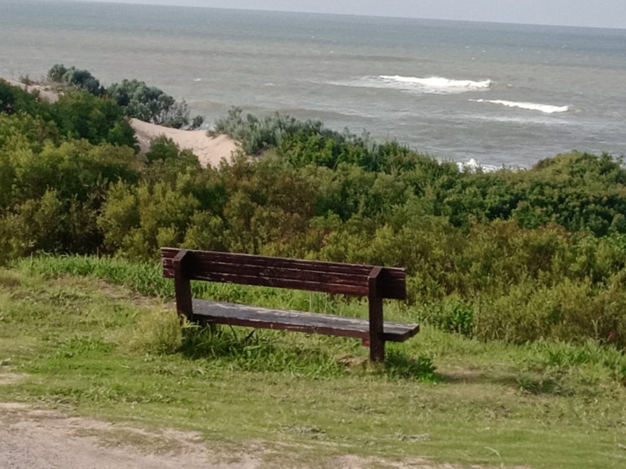 Commercial Property for Sale in Paradise Beach Eastern Cape